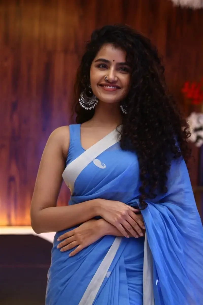 INDIAN ACTRESS ANUPAMA PARAMESWARAN IN BLUE SAREE 7